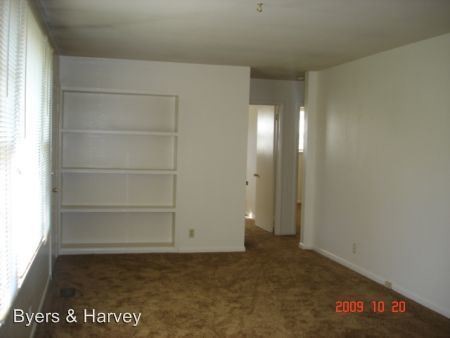 Building Photo - 21 Charlemagne Blvd