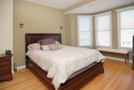 Master Bedroom - 834 N Wood St