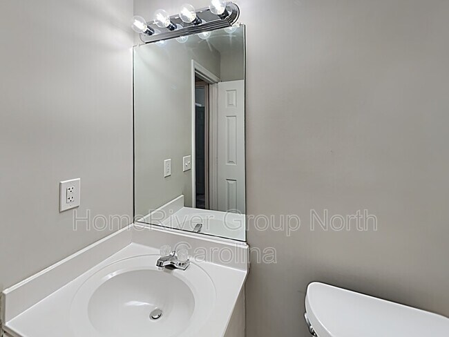 Building Photo - 6513 Cardinal Forest Ct