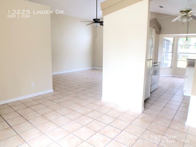 Building Photo - 13225 Linden Dr