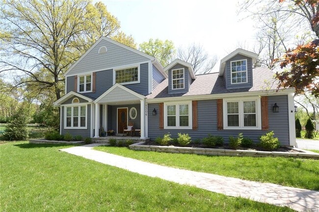 Building Photo - 1306 S Geyer Rd