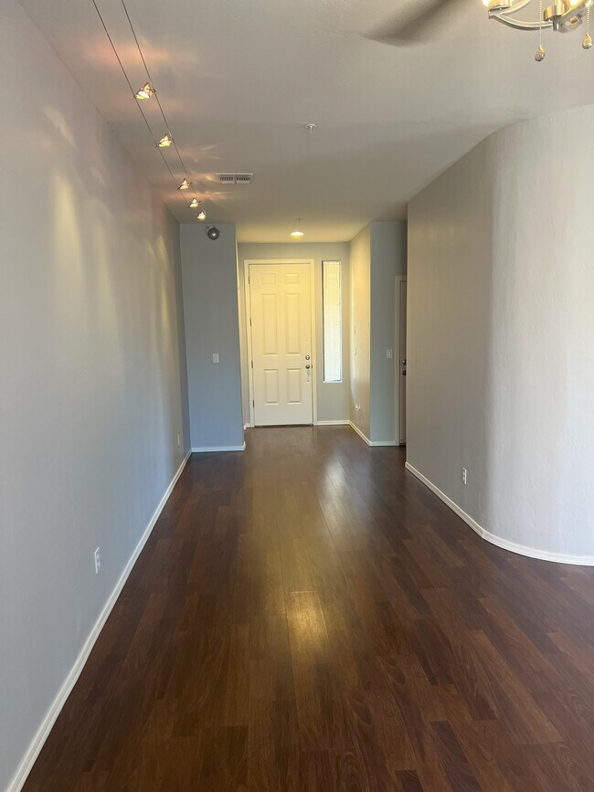Foto del edificio - 7601 E Roosevelt St