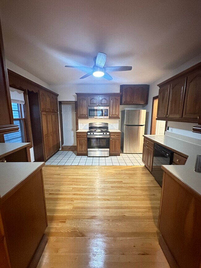 6 Antrim St Unit 2, Cambridge, MA 02139 Apartments in Cambridge, MA