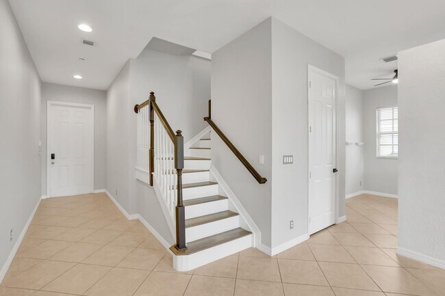 Foto del edificio - 47 Lancaster Rd