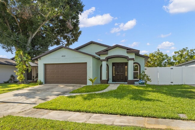 Photo - Home For Rent in Fortuna Park WITH A POOL!