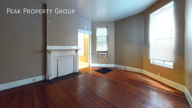 Foto del edificio - 2212 W Clifton Ave