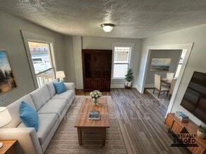 Building Photo - 219 Oberlin Rd