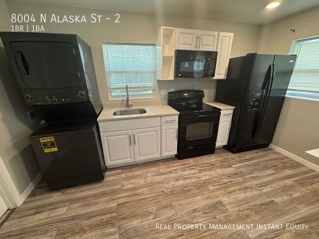 Foto del edificio - 8004 N Alaska St