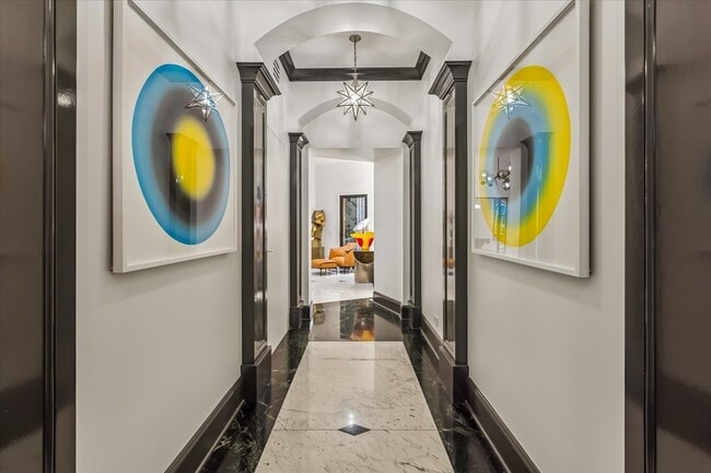 Foto del edificio - 1318 N Astor St