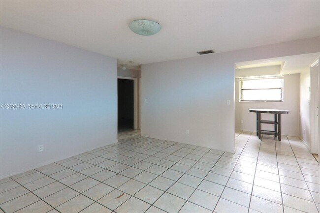 Foto del edificio - 1321 N 58th Ave