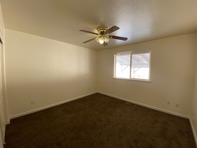 Foto del edificio - 3/2/2 Home in Pine View Estates, Gardnerville