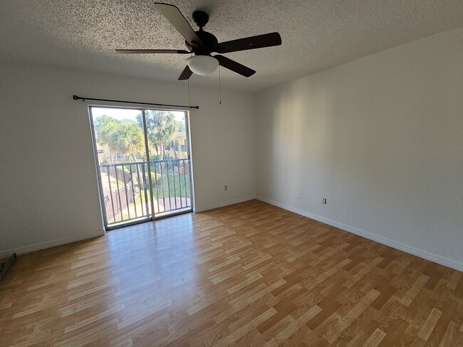Building Photo - 7601 La Mesita Ct