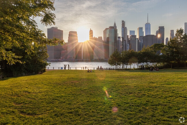 The city view from Harbor View Lawn at Brooklyn Bridge Park is fantastic.