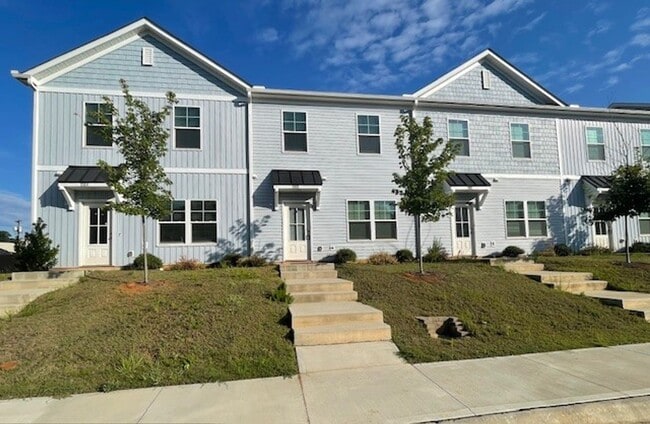 Building Photo - DogwoodVillageTRL108