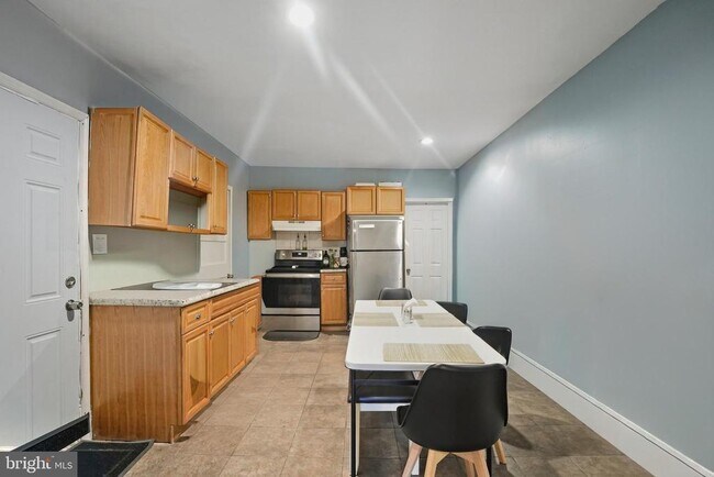 Foto del edificio - 1705 Harrison St