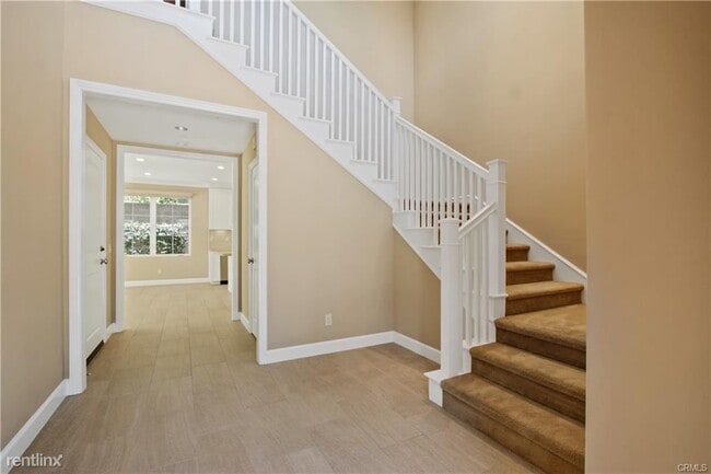 Building Photo - 3 br, 3 bath Condo - 126 Mustang