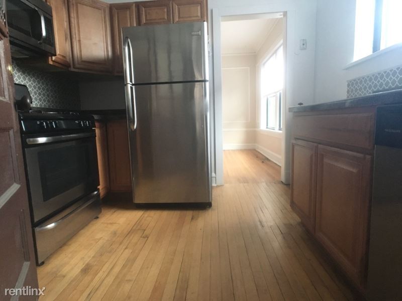 Primary Photo - 4521 N Paulina St