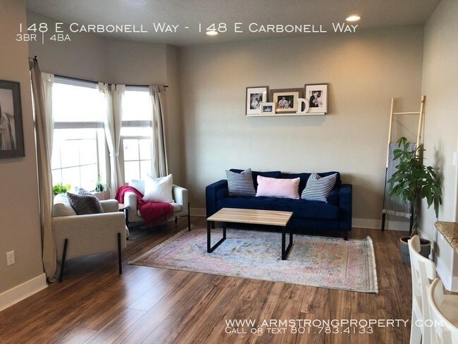 Foto del edificio - 148 Carbonell Way