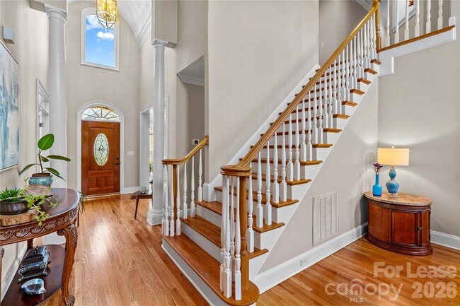 Foto del edificio - 13718 Robert Walker Dr