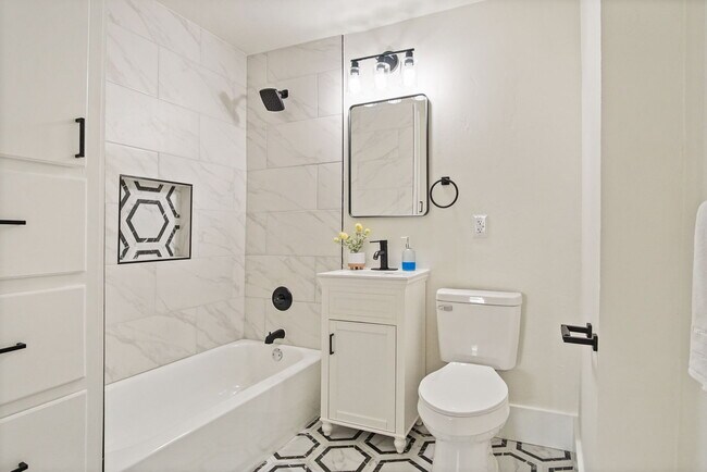 Foto del edificio - 2207 NW 18th St