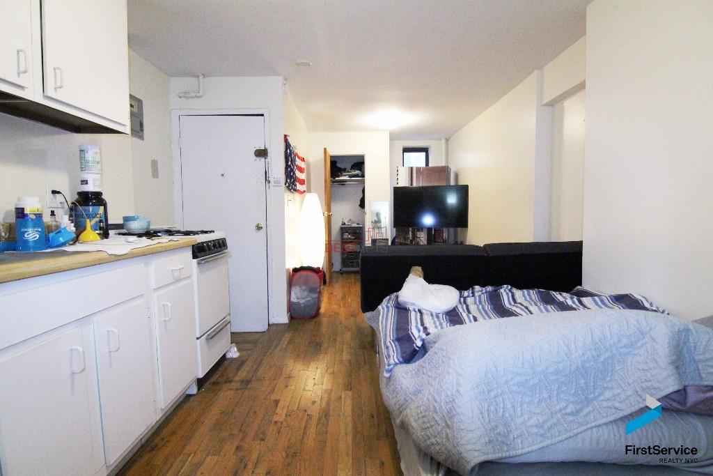 Foto del edificio - 511 E 12th St