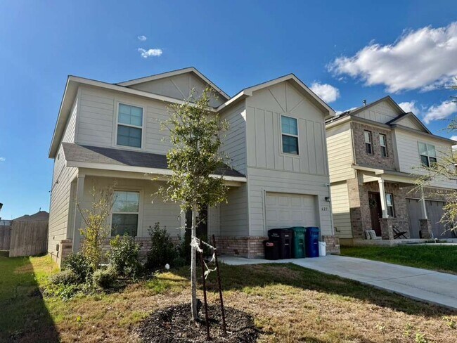 Foto del edificio - Like-New 4 Bedroom Home in Growing Community – Move-In Ready!