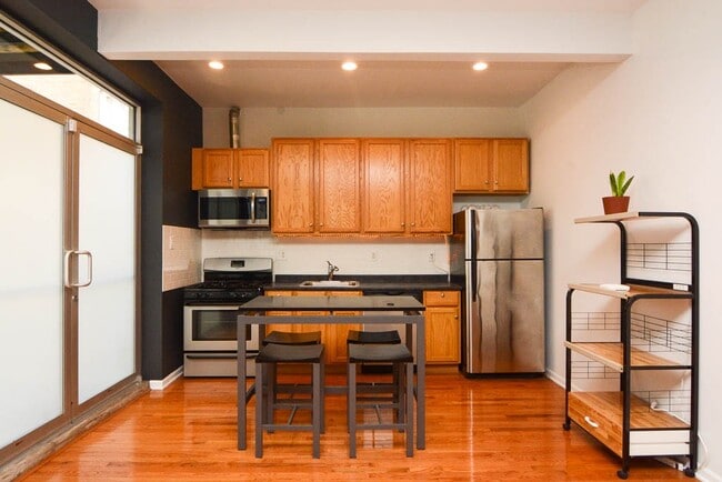 Foto del edificio - 1450 W Blackhawk St