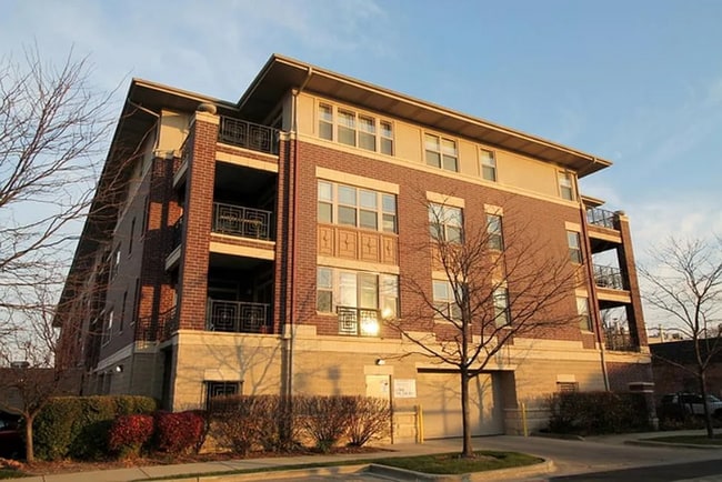 Foto del edificio - 6436 Roosevelt Rd