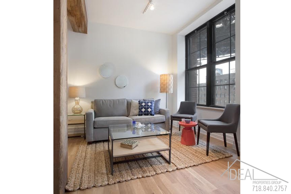 Foto principal - 33 Washington St
