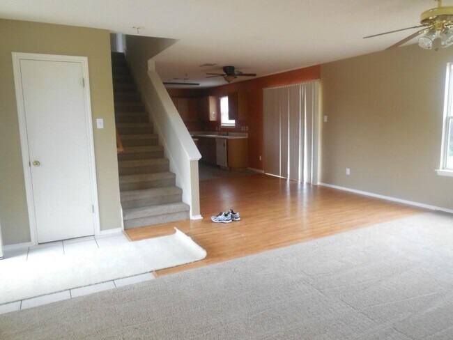 Foto del edificio - 1519 Sedbury Way