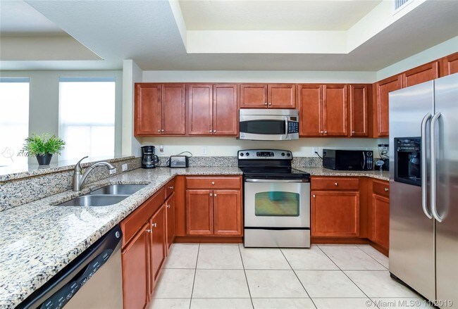 Building Photo - 11601 NW 89th St  110 Miami FL 33178
