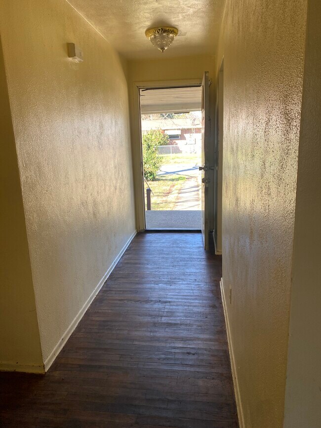 Fotografía del edificio - 1014 Pennsylvania Dr