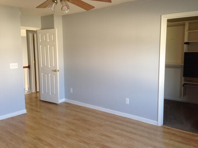 Foto del edificio - 9124 Shallcross Way
