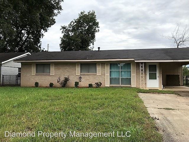 Primary Photo - 3 br, 1.5 bath House - 3206 Schuler Dr.