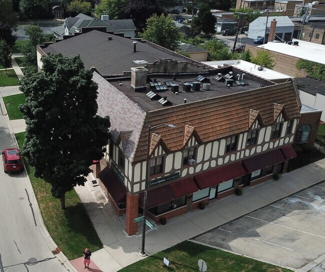 27 East Park - 27 E Park Blvd