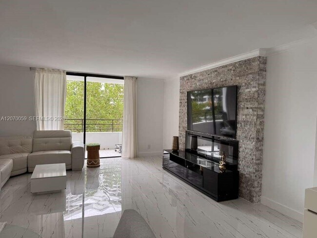 Foto del edificio - 500 Three Islands Boulevard