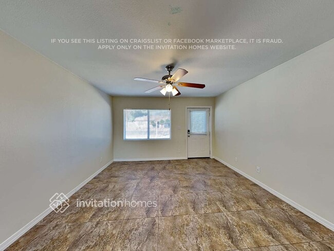 Foto del edificio - 3033 E Corrine Dr