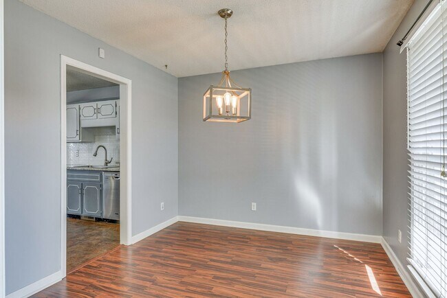 Foto del edificio - 3 Bedroom Dog Friendly Home For Rent Near St. B Area!