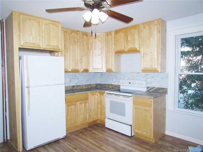 Building Photo - 108 Culvert St