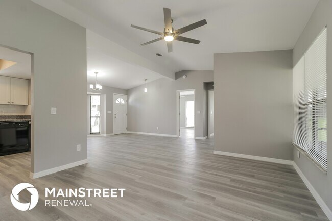 Foto del edificio - 1728 Victory Palm Dr