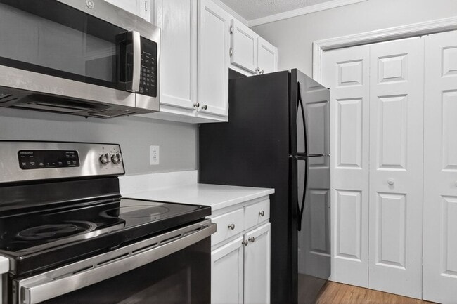 Foto del edificio - 295 Warton Ln