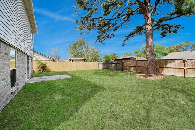 Foto del edificio - 3614 Almington Ln