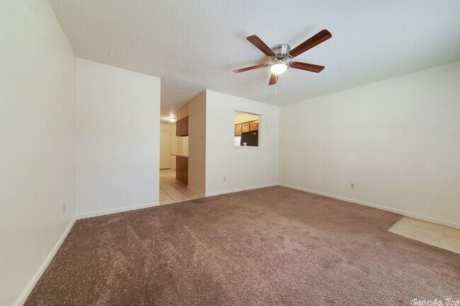 Building Photo - 703 N Jackson St