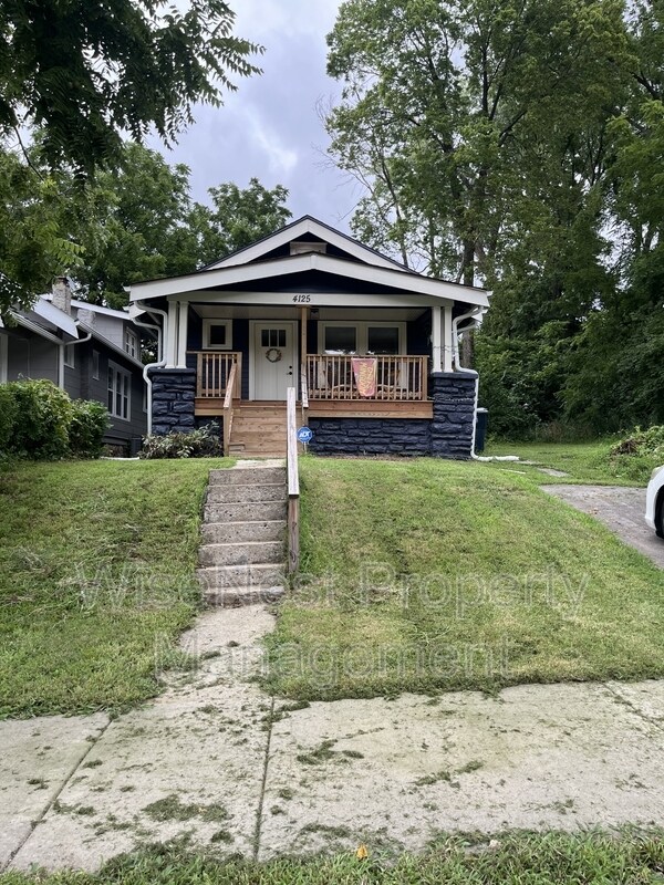 Foto principal - 4125 Olive St