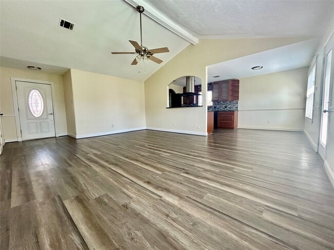 Foto del edificio - 1602 Dixie Hollow St