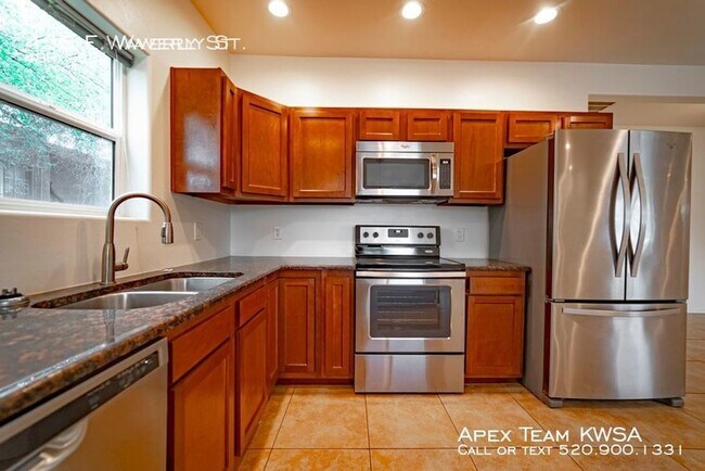 Foto del edificio - 436 E Waverly St