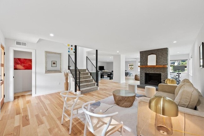 Foto del edificio - 3713 Harpers Ferry Ln