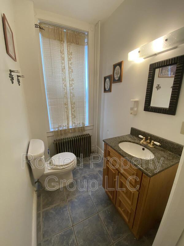 7 Glen Ave, Troy, NY 12180 House Rental in Troy, NY