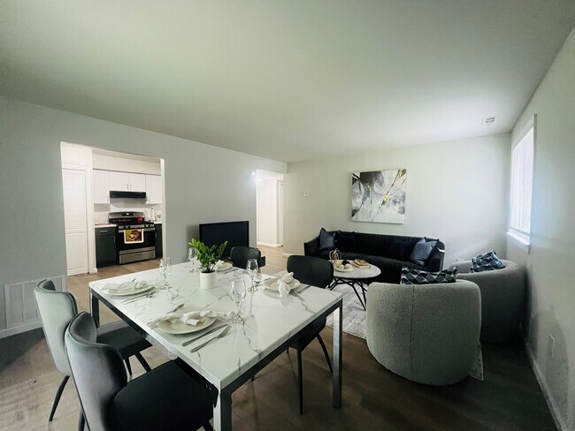 Foto del edificio - Hillcrest Oaks