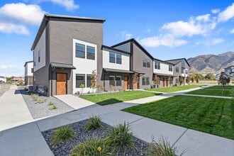 Building Photo - 35 N Gateway Dr